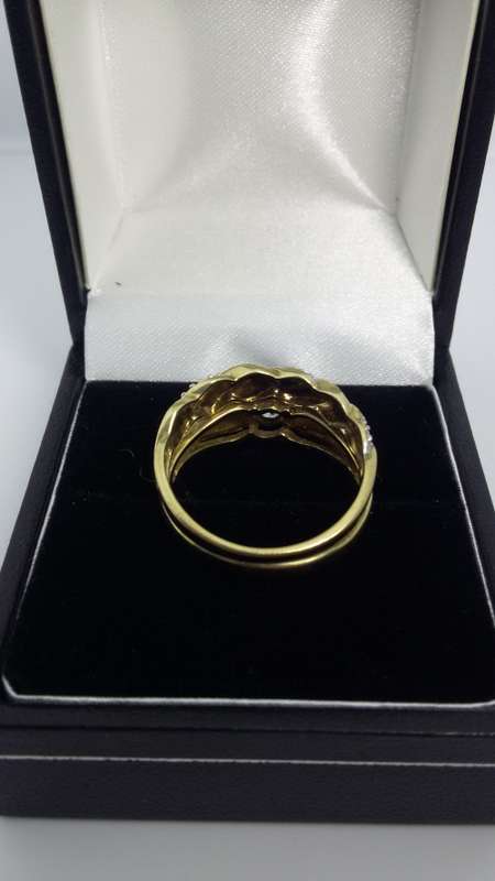9ct Gold Light blue Topaz double band